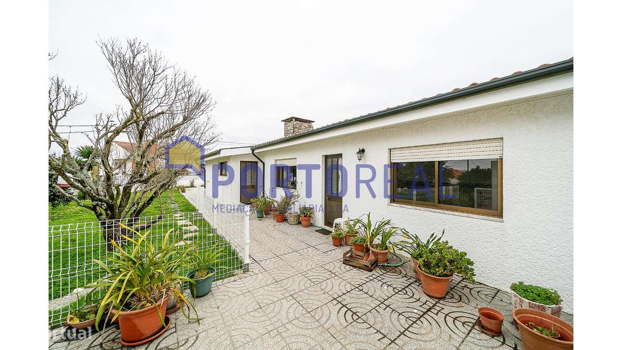 Moradia Isolada perto Praia Granja-32