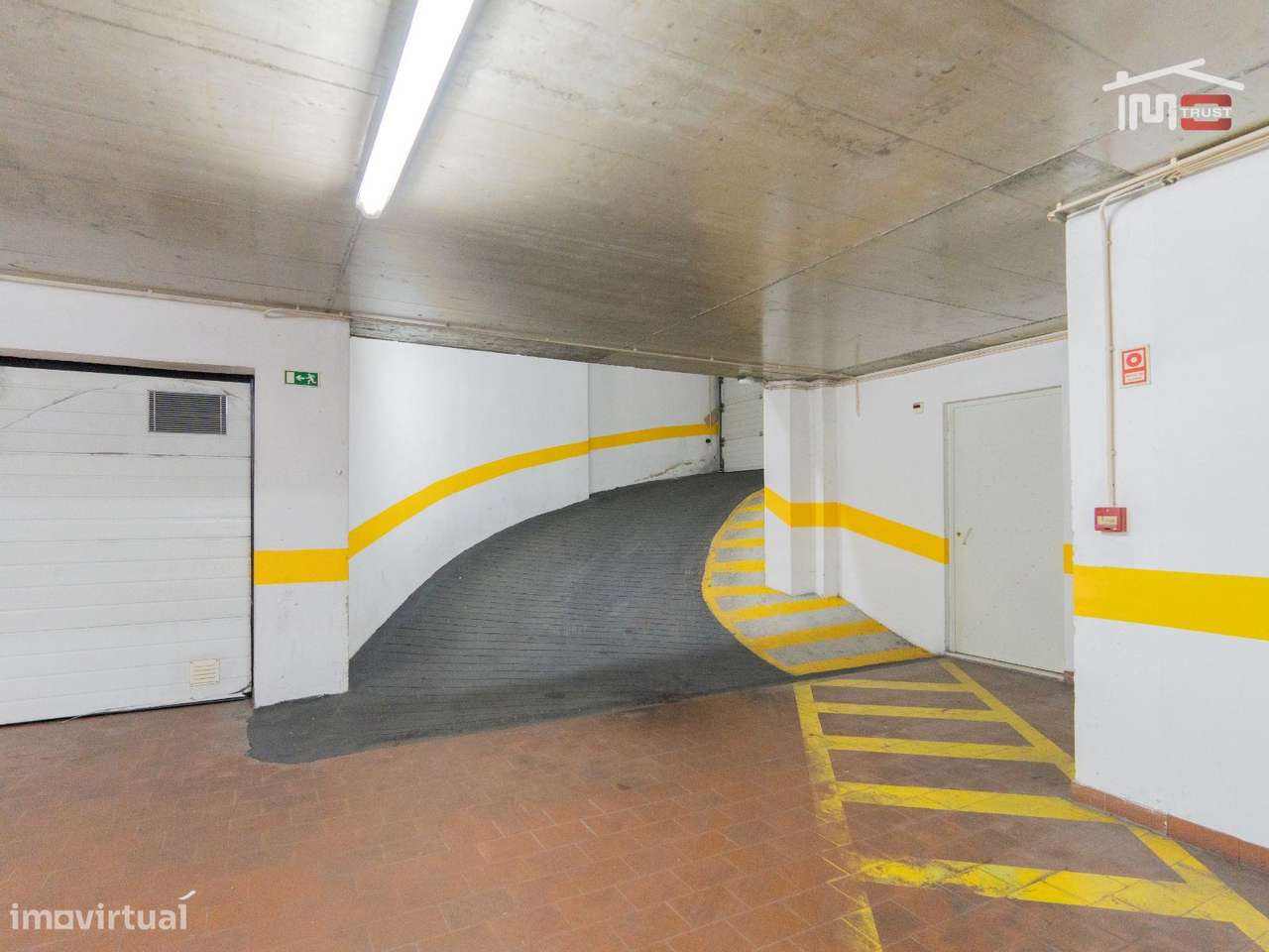 Garagem à Venda em Alfragide | 14,20 m² | Excelente Localização - Grande imagem: 2/6