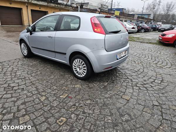 Fiat Grande Punto 1.3 Multijet 16V Dynamic - 5