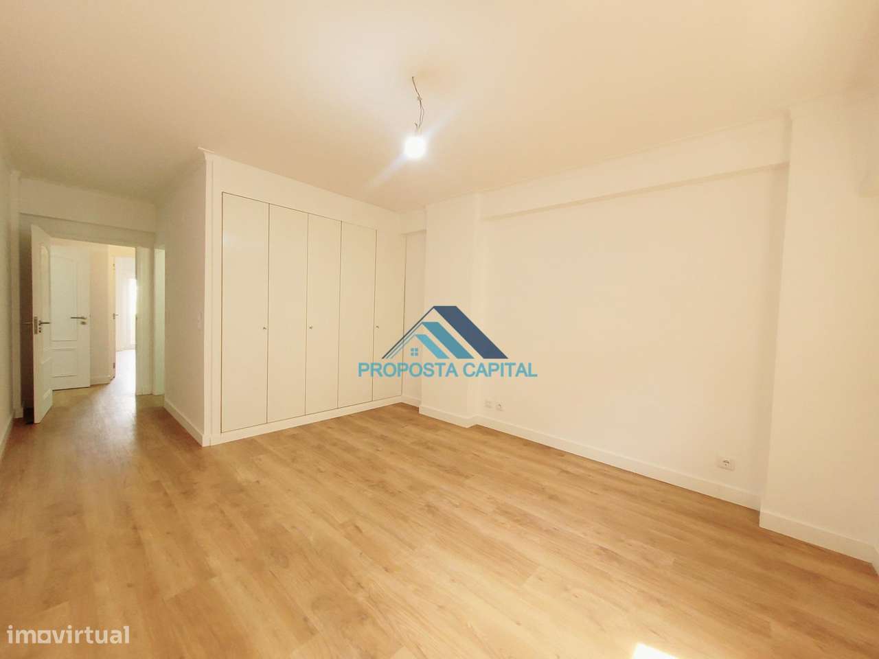 APARTAMENTO T3 TOTALMENTE REMODELADO | ESTRADA DA LUZ - COM GARAGEM-36