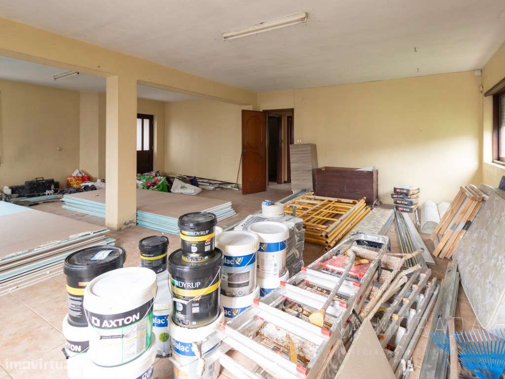 Moradia isolada com 3.000 m2 de terreno para venda em Santa Maria d...-8