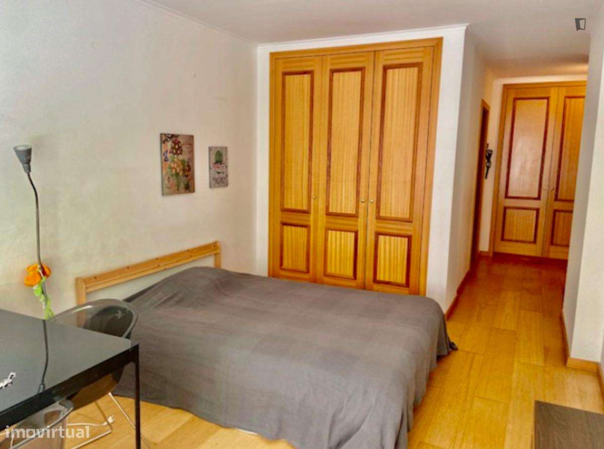 Quarto - localizado em Lumiar Lisbon - Grande imagem: 5/9