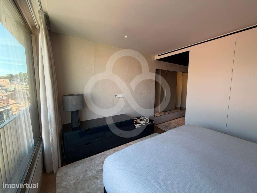 Apartamento T2 no icónico e impressionante edifício Nau em Lisboa-14