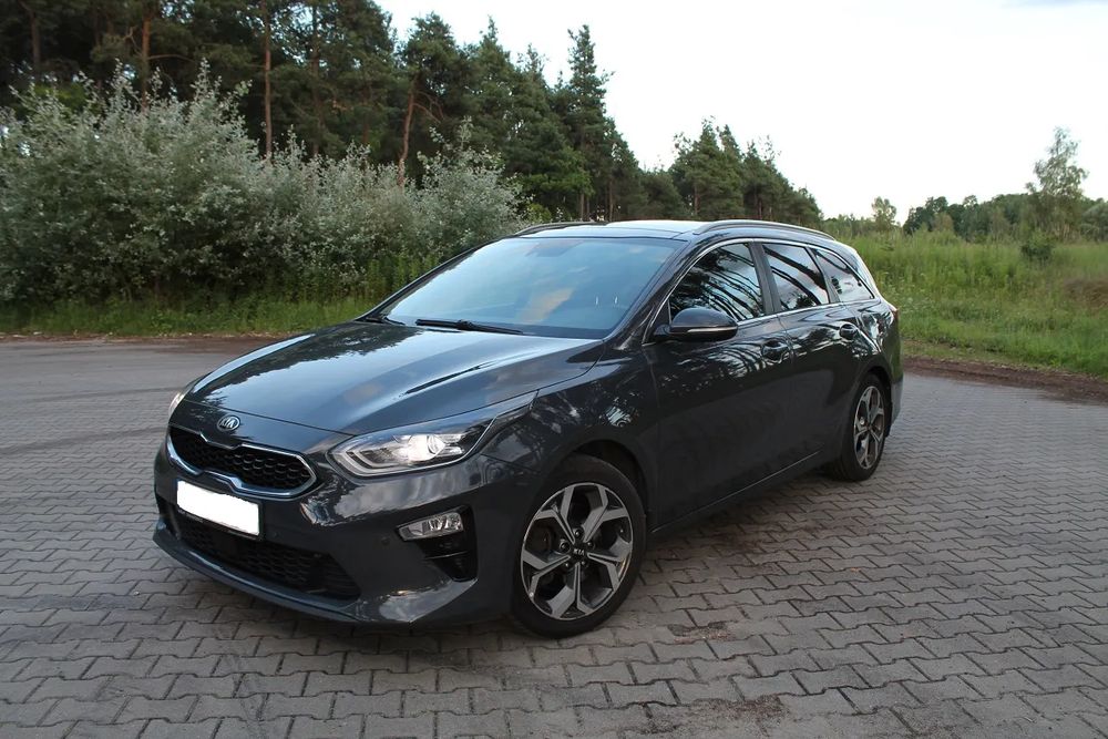 Kia Ceed III (2018-) 1.4 T-GDI L Business Line DCT 2019