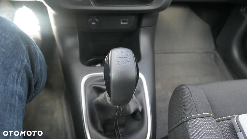 Citroën C3 1.2 PureTech Shine - 13