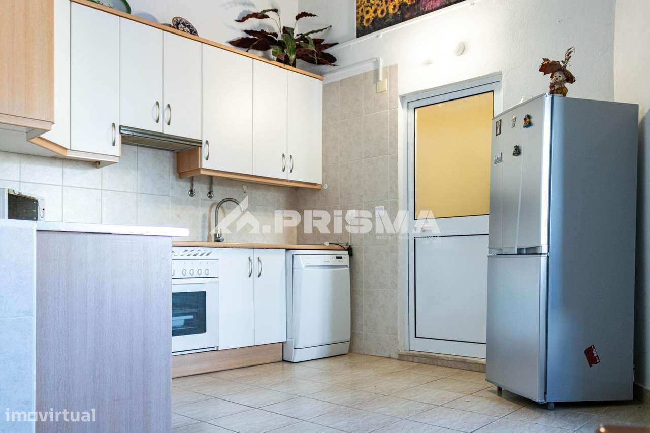 Moradia em banda para venda em Alcains-25