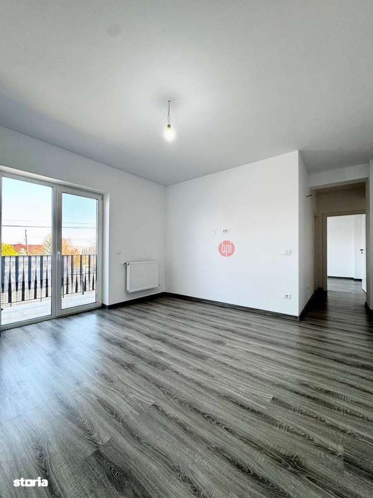 SE VINDE Apartament cu 4 camere + boxa + loc parcare, in Falticeni - Imagine principală: 5/19