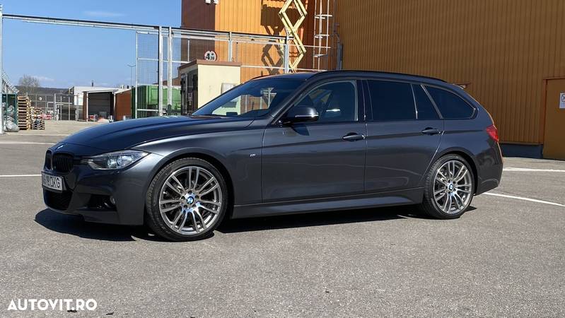 BMW Seria 3 325d Aut. M Sport - 31