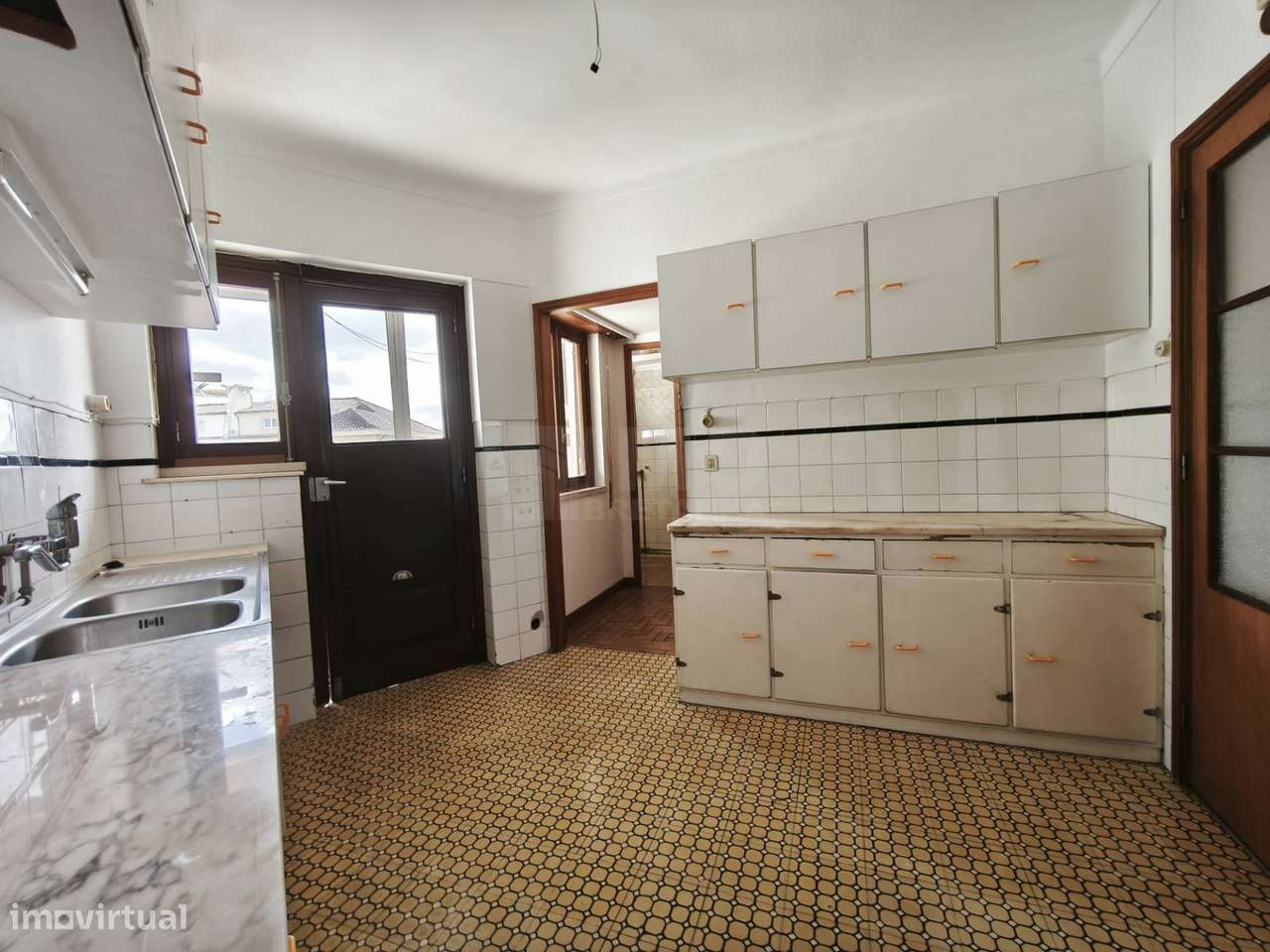 T4 - Bairro Norton de Matos | Solum – Coimbra-5