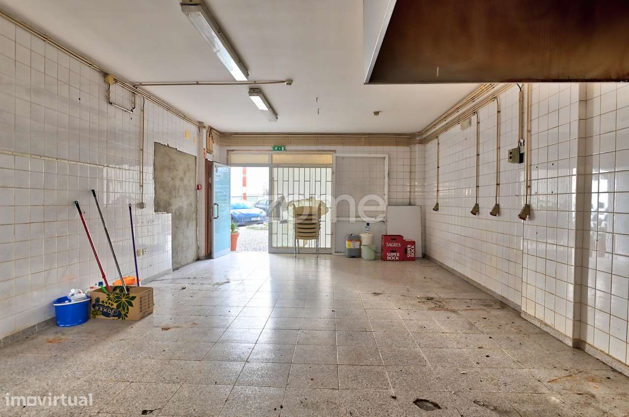 Loja comércio/serviços, Cabeço Mouro, São Domingos de Rana - Grande imagem: 3/6