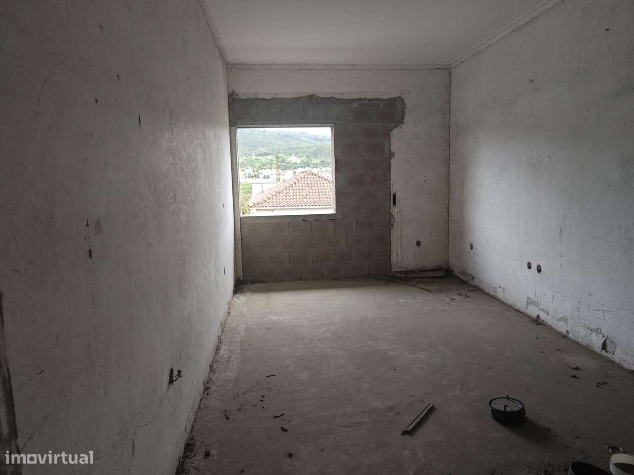 Edifício Inacabado com Enorme Potencial de Rentabilização-55