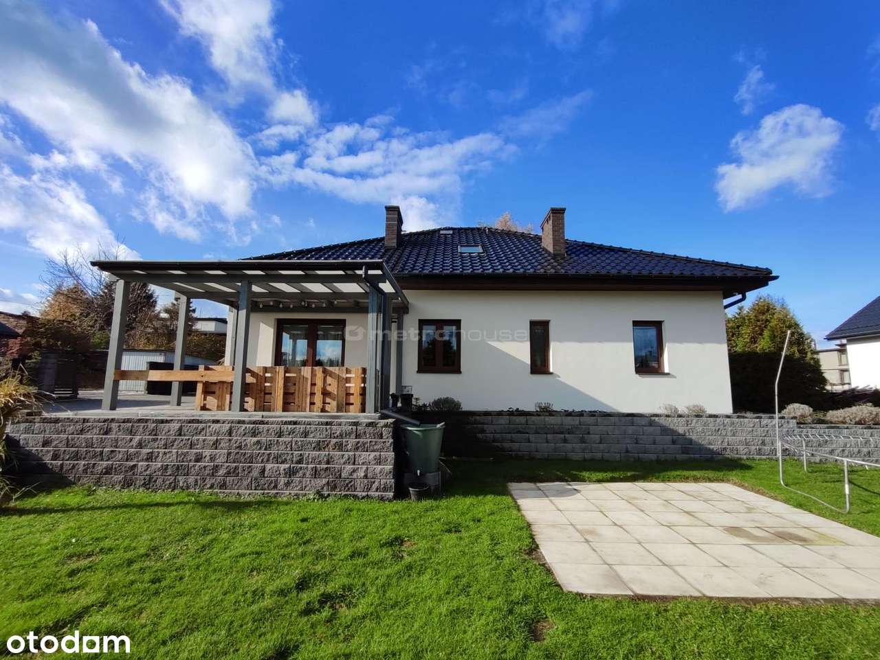 Komfortowy dom dla rodziny z fotowoltaiką!-17