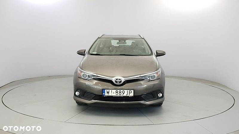 Toyota Auris 1.6 Classic Plus - 2