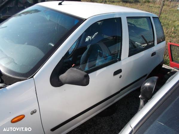 dezmembrez fiat punto 2001 - 4