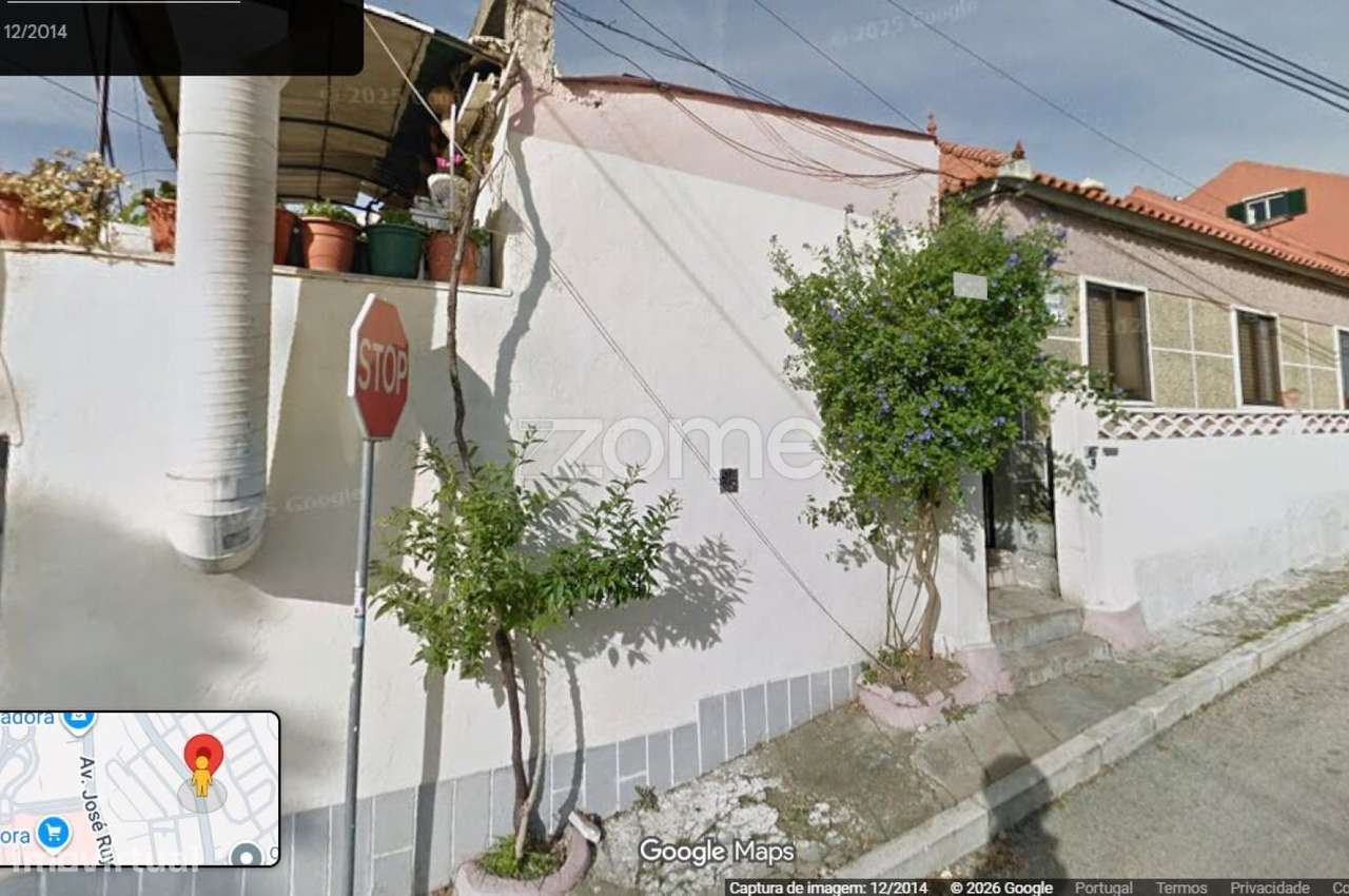 Moradia à venda na zona histórica da Pontinha - Grande imagem: 4/15