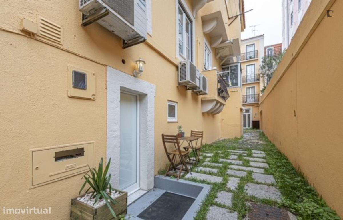 Apartamento com 1 quartos - localizado em São Bento Lisbon - Grande imagem: 5/10