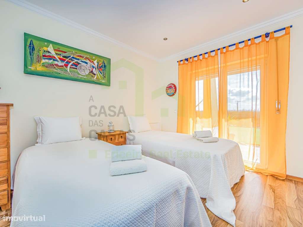 Vende Moradia T8, Ericeira 15 Km, A Casa das Casas-35