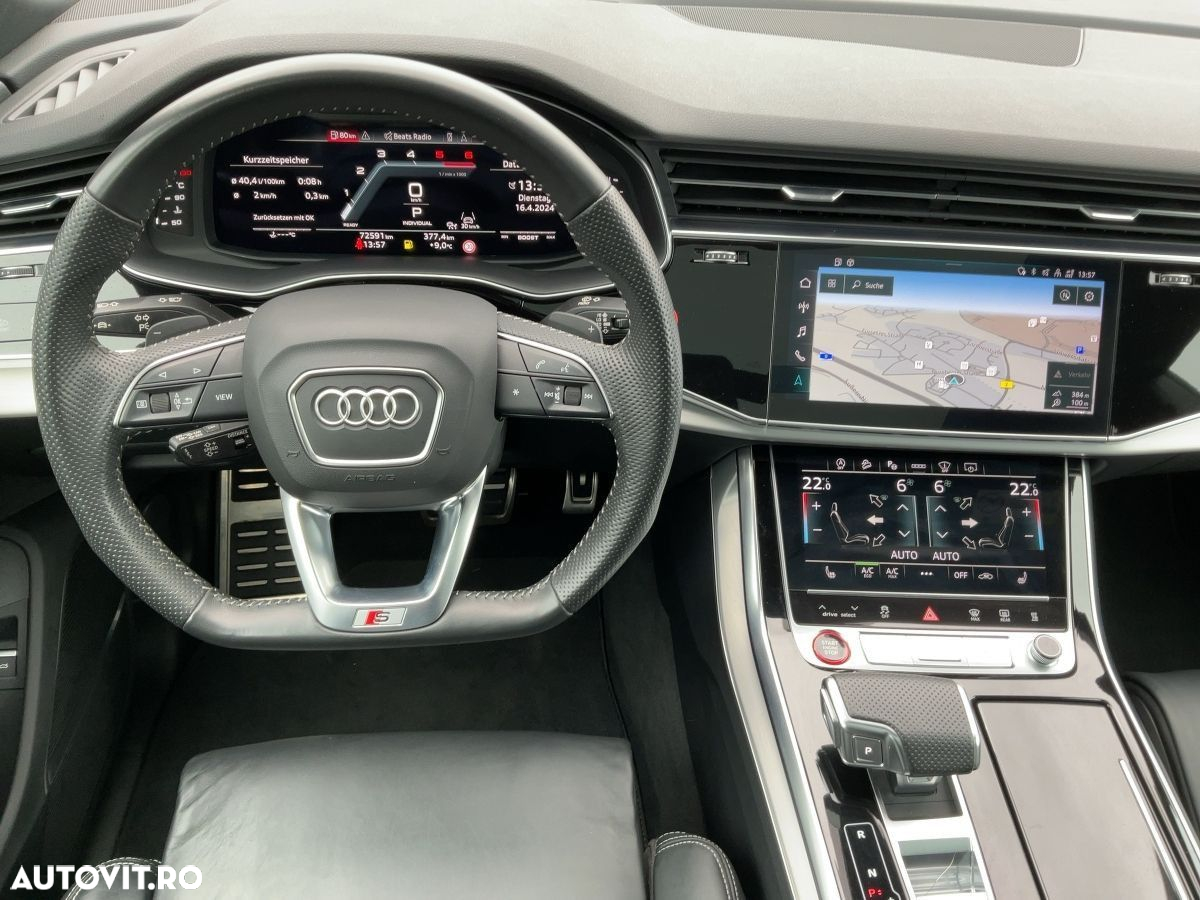 Audi SQ8 - 9