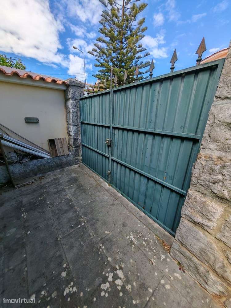 Moradia em bairro calmo de moradias - São João Estoril-31