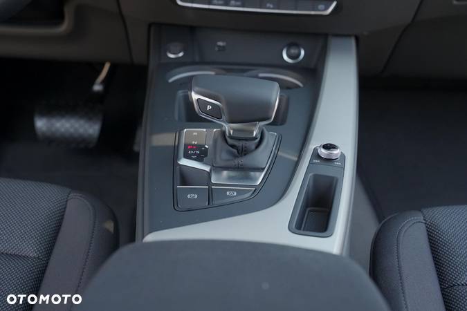 Audi A4 35 TFSI mHEV Advanced S tronic - 29