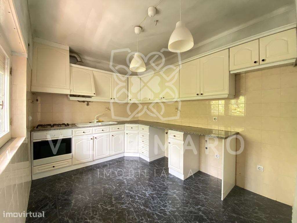 Moradia unifamiliar, centro Venda do Pinheiro, 2 pisos, jardim e lo...-14