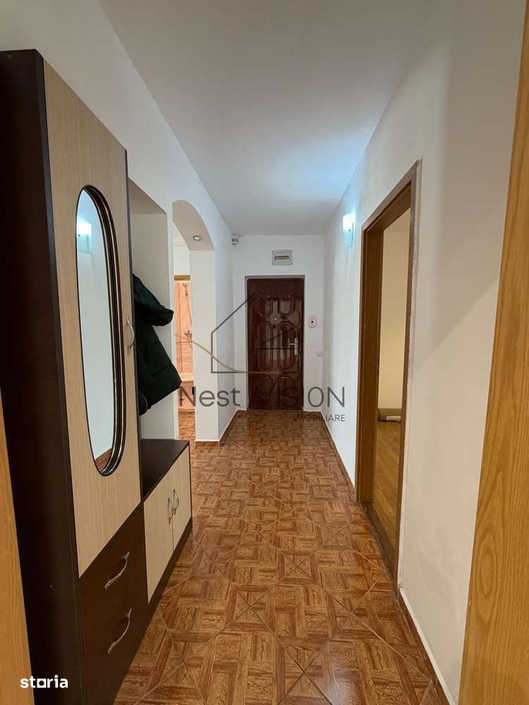 Apartament spațios cu 4 camere cu garaj - zona Ștrand-10