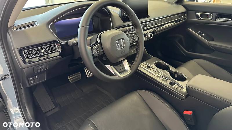 Honda Civic 2.0 i-MMD Advance BSI CVT - 8