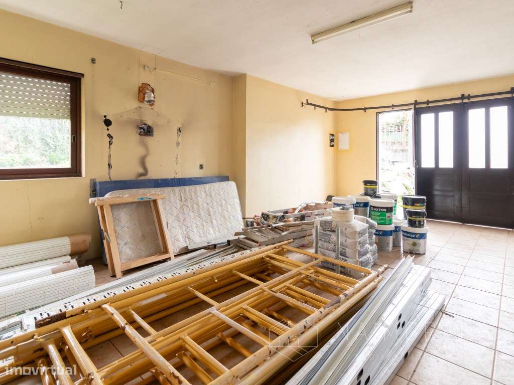 Moradia isolada com 3.000 m2 de terreno para venda em Santa Maria d... - Grande imagem: 5/27