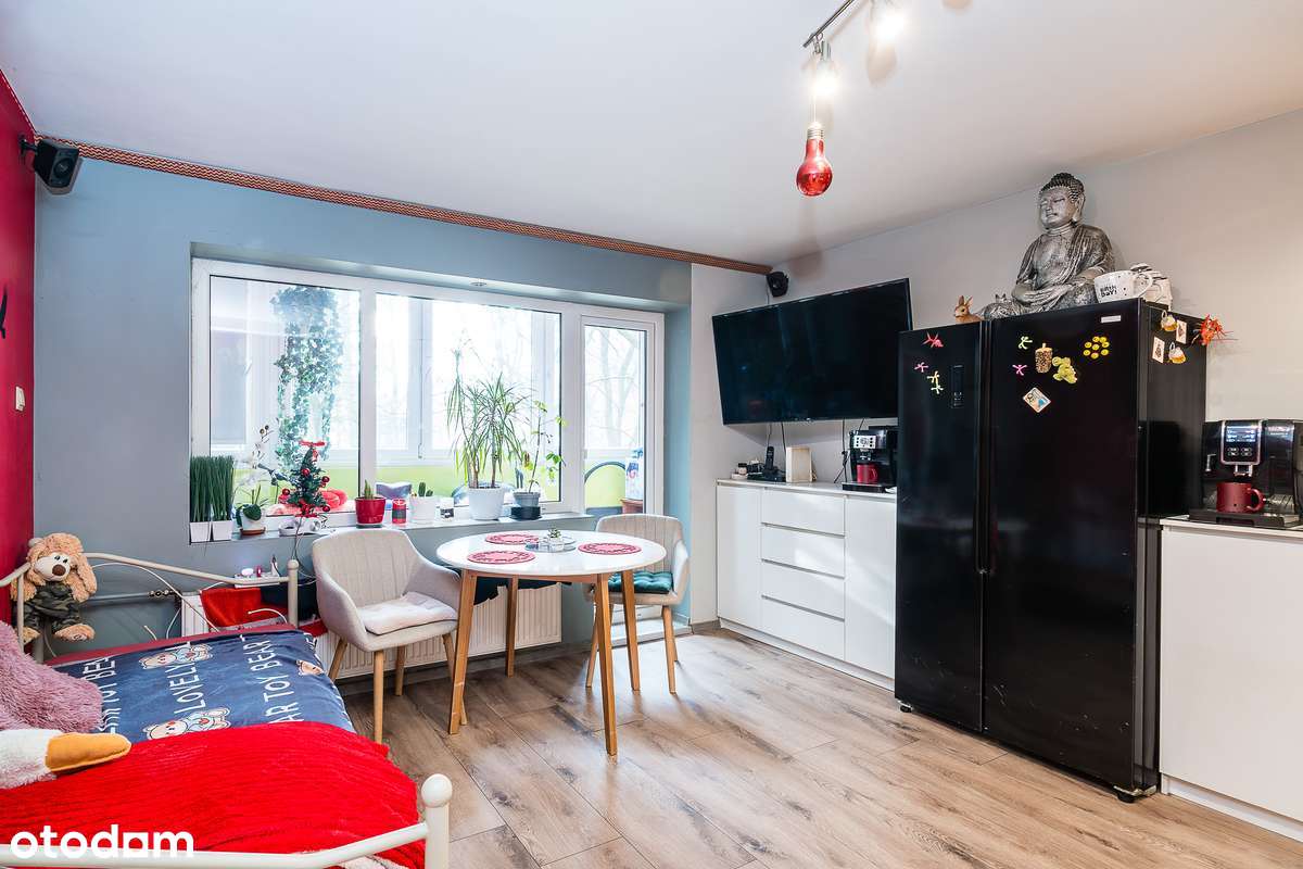 4 pokoje | przestrzenne | po remoncie | świetna lokalizacja-1