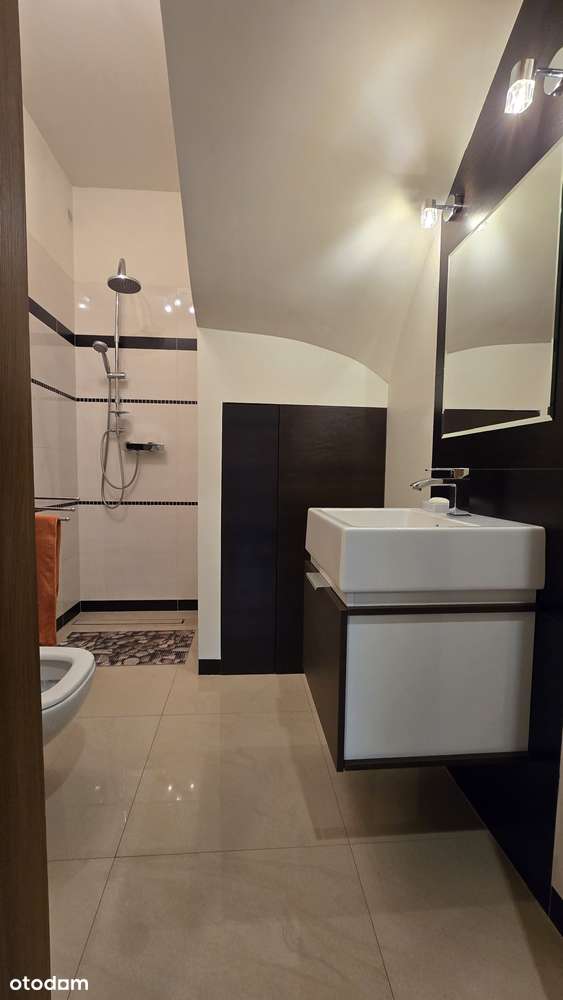 W pełni wyposażony dom z garażem-dostępny od zaraz - Pełny obrazek: 5/19