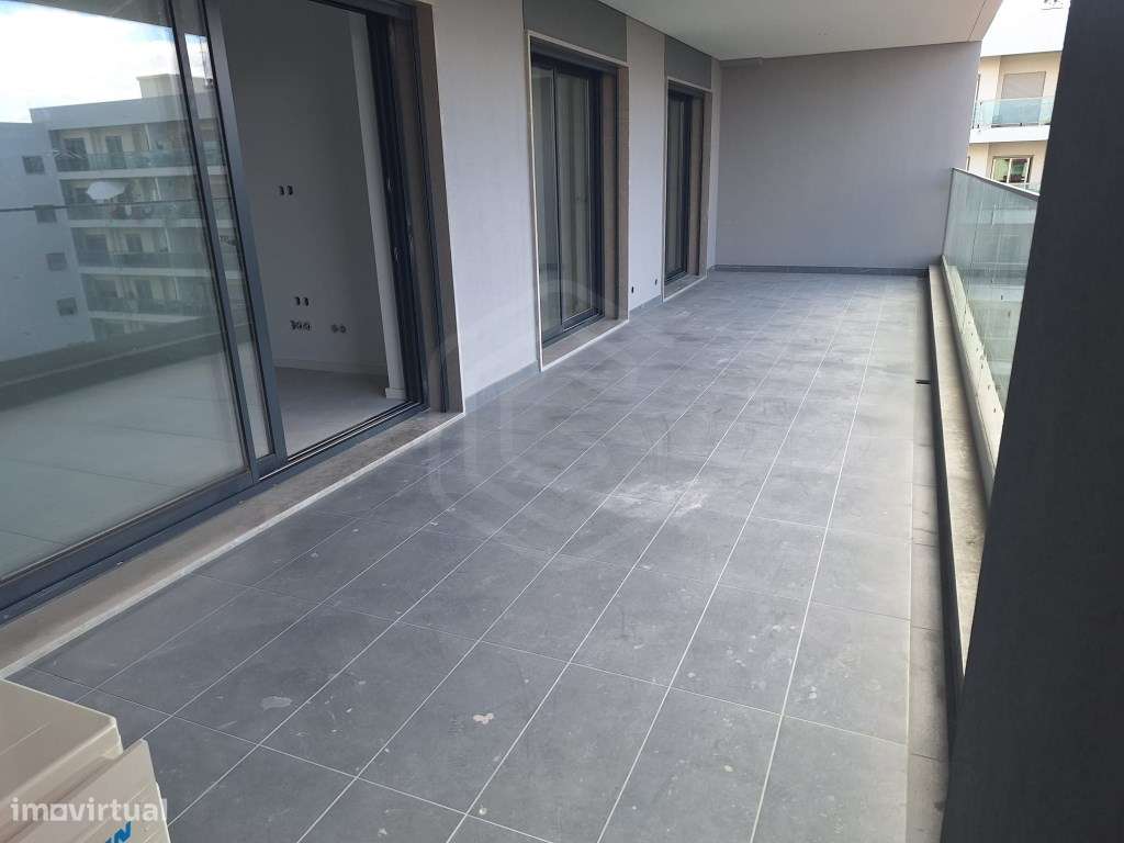 Palácio BR Avenida - Apartamento T3 com ampla varanda virada a sul ... - Grande imagem: 3/66