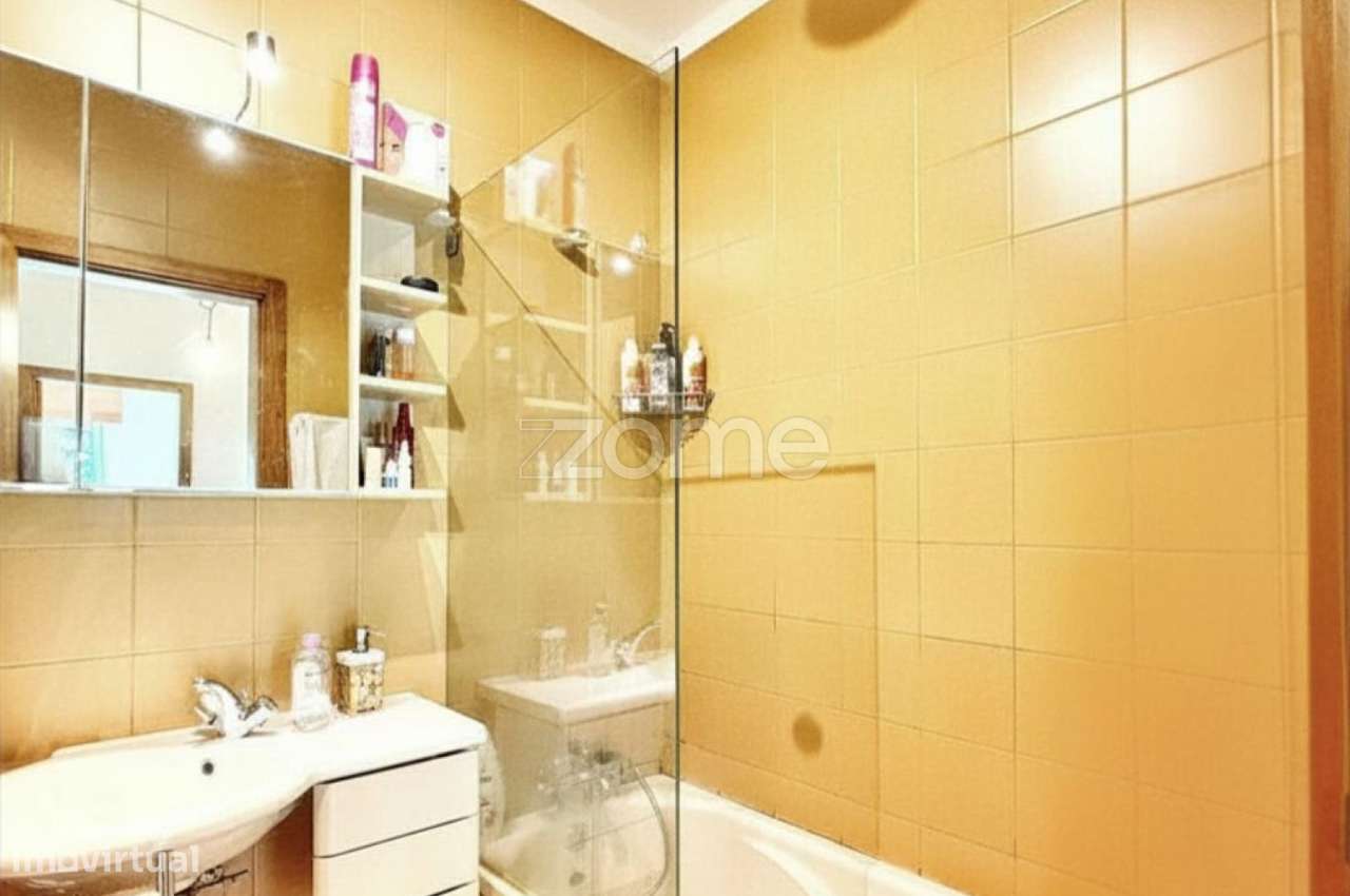 Apartamento T4 ISCAP-9