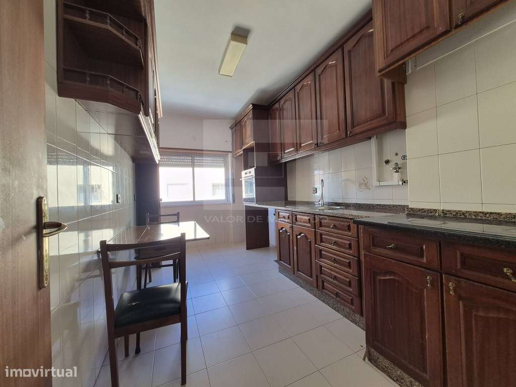 APARTAMENTO T2 - SERRA DAS MINAS-1