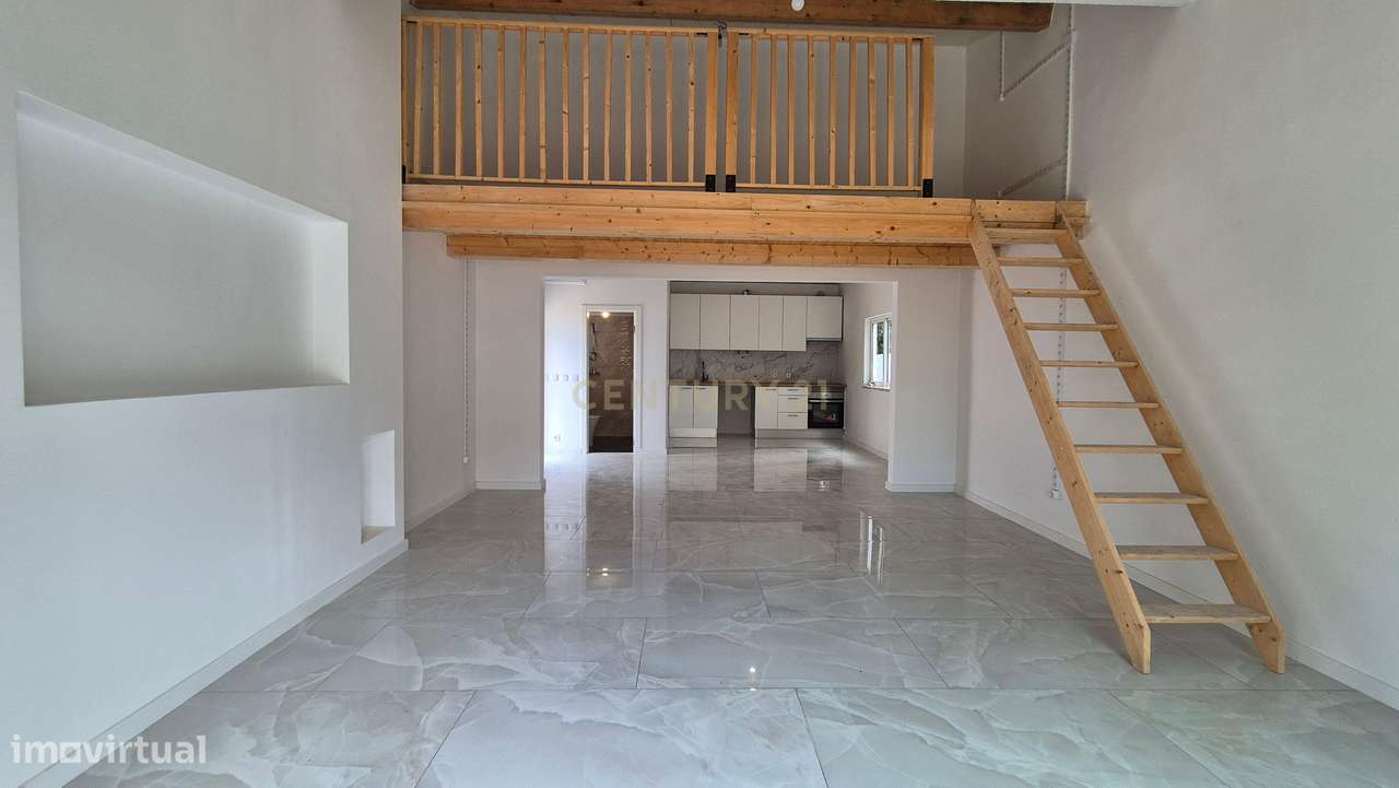 Terreno com anexo T0 perto da Lagoa de Albufeira — oportunidade única! - Grande imagem: 5/14