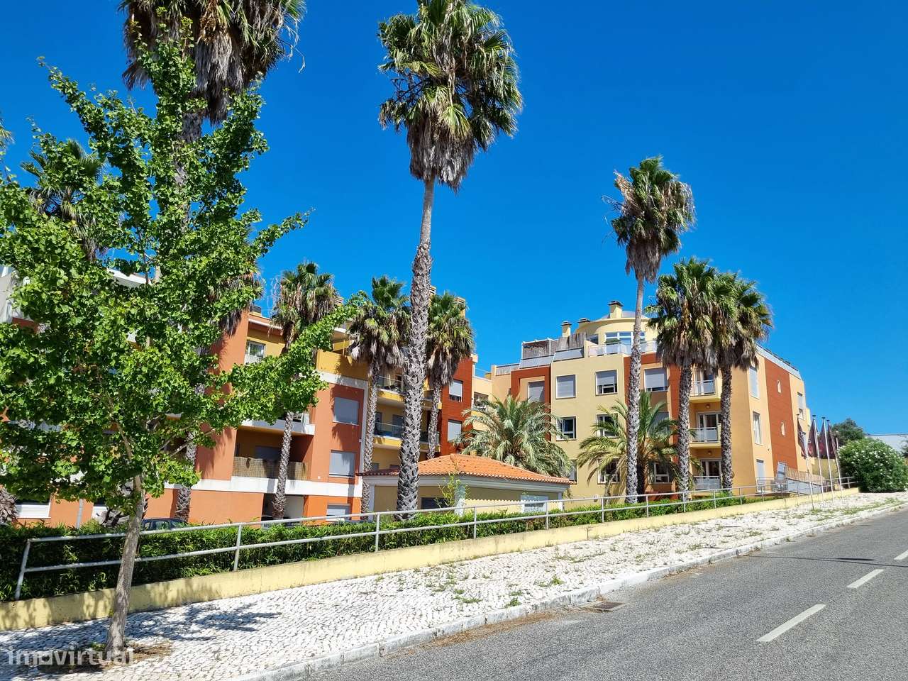 ​Estúdio com terraço e garagem em Carcavelos-19
