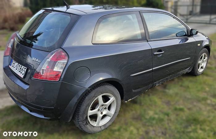 Fiat Stilo 1.9 JTD 115 Dynamic - 5