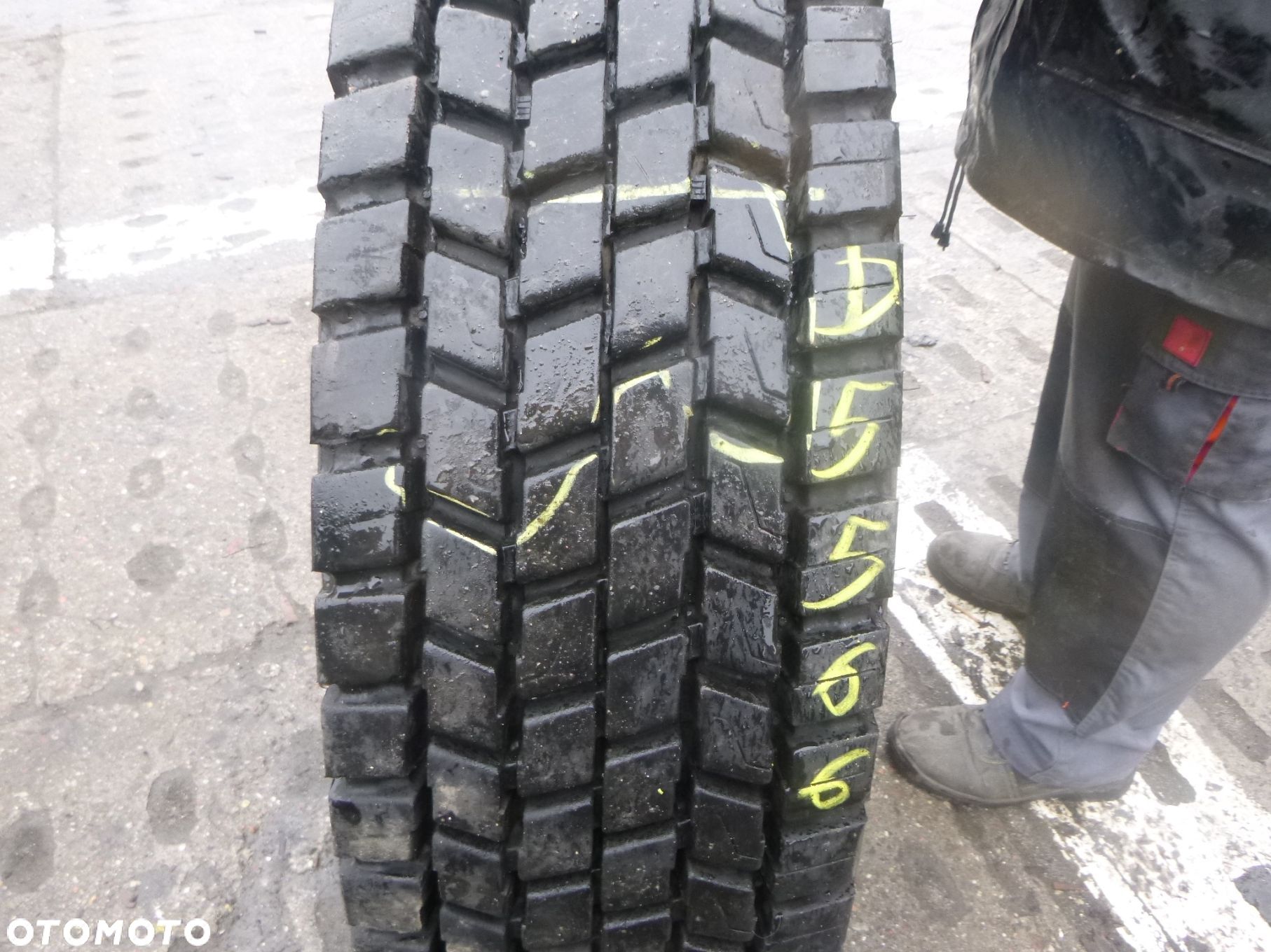 Opona ciężarowa 11R22.5 Hankook DH05 - 1