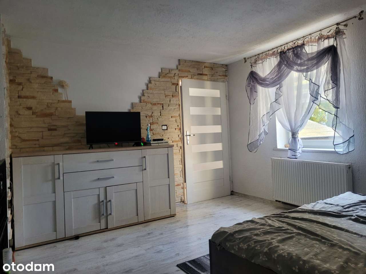 Przestronny dom z garażem-17