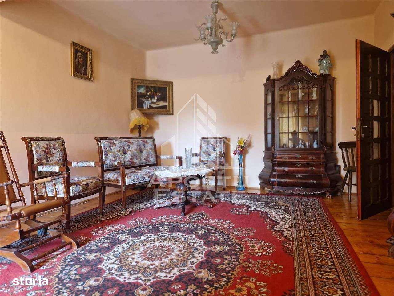 Casa familiala cu spatiu comercial si garaj P+1E+M 720 Mp - Imagine principală: 5/20