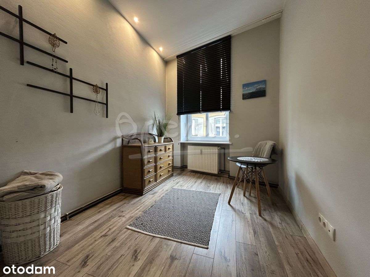 Mieszkanie w stylowej kamienicy w centrum-5