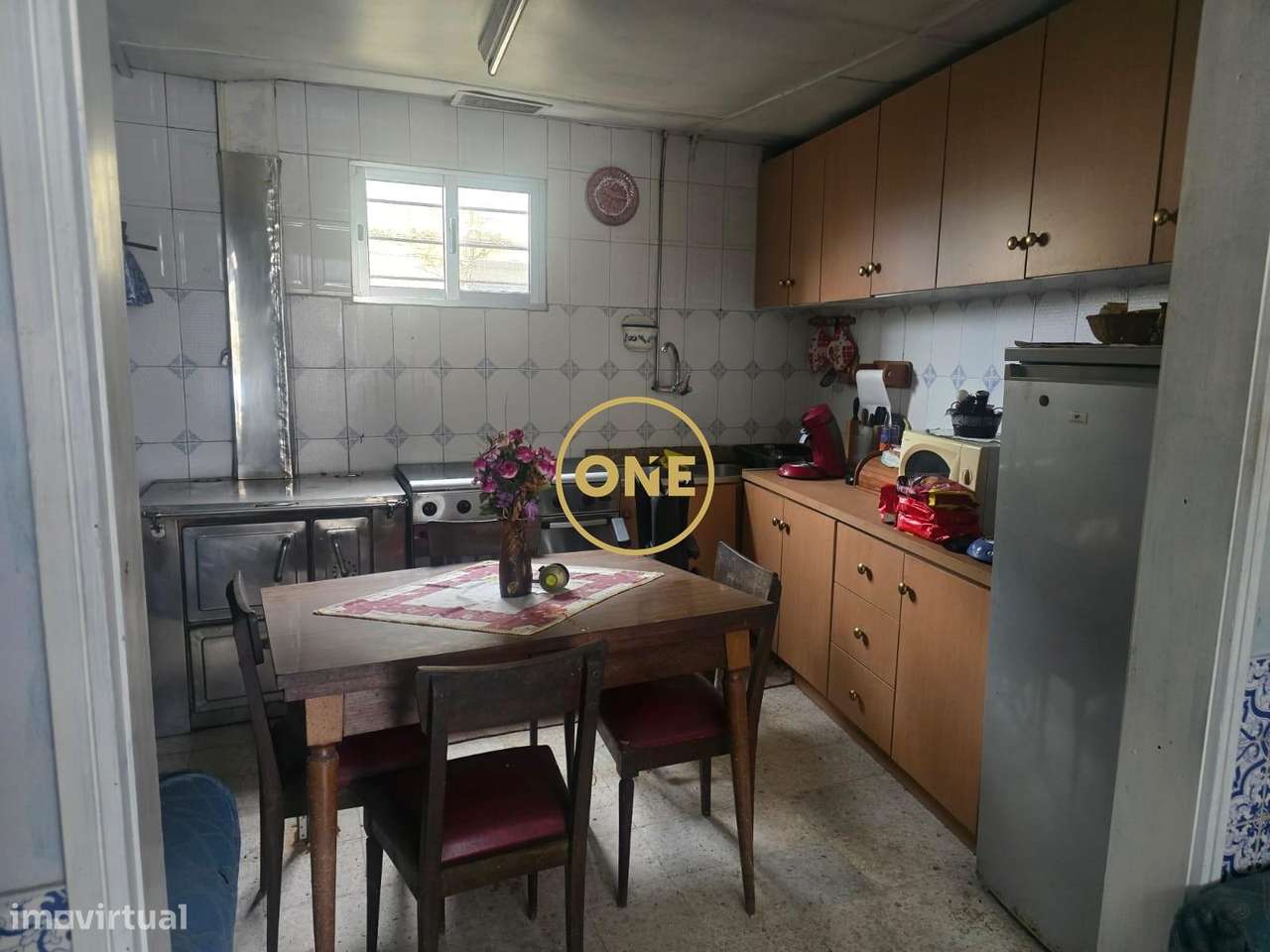 Moradia T2 para Restauro com Elevado Potencial em Agrela – Santo Tirso-5