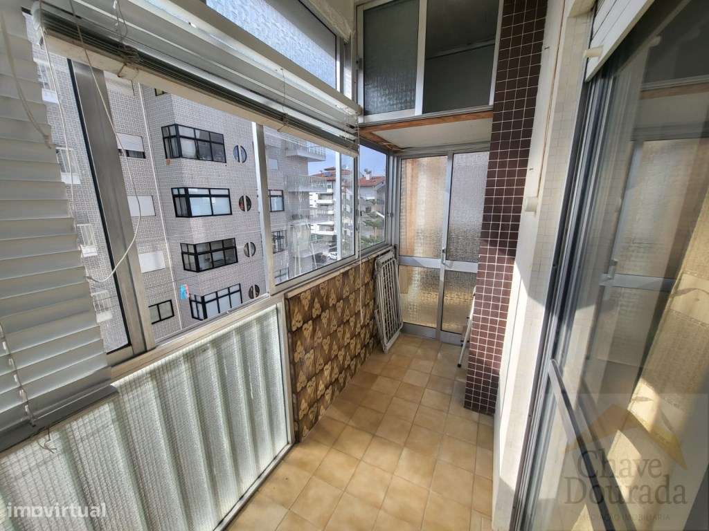 T2 junto à Rua Paulo Quintela - Grande imagem: 5/17