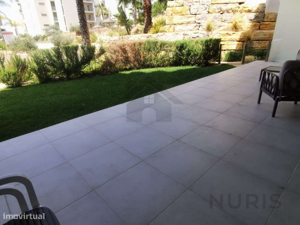 Apartamento T2 para Arrendamento Anual na Praia da Rocha - Grande imagem: 5/10