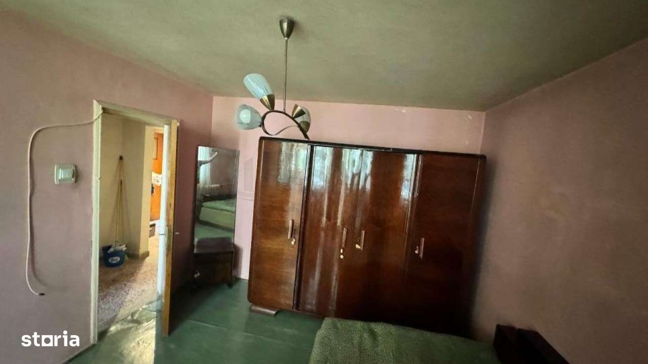 Apartament 3 camere Titan Decomandat - Imagine principală: 4/10