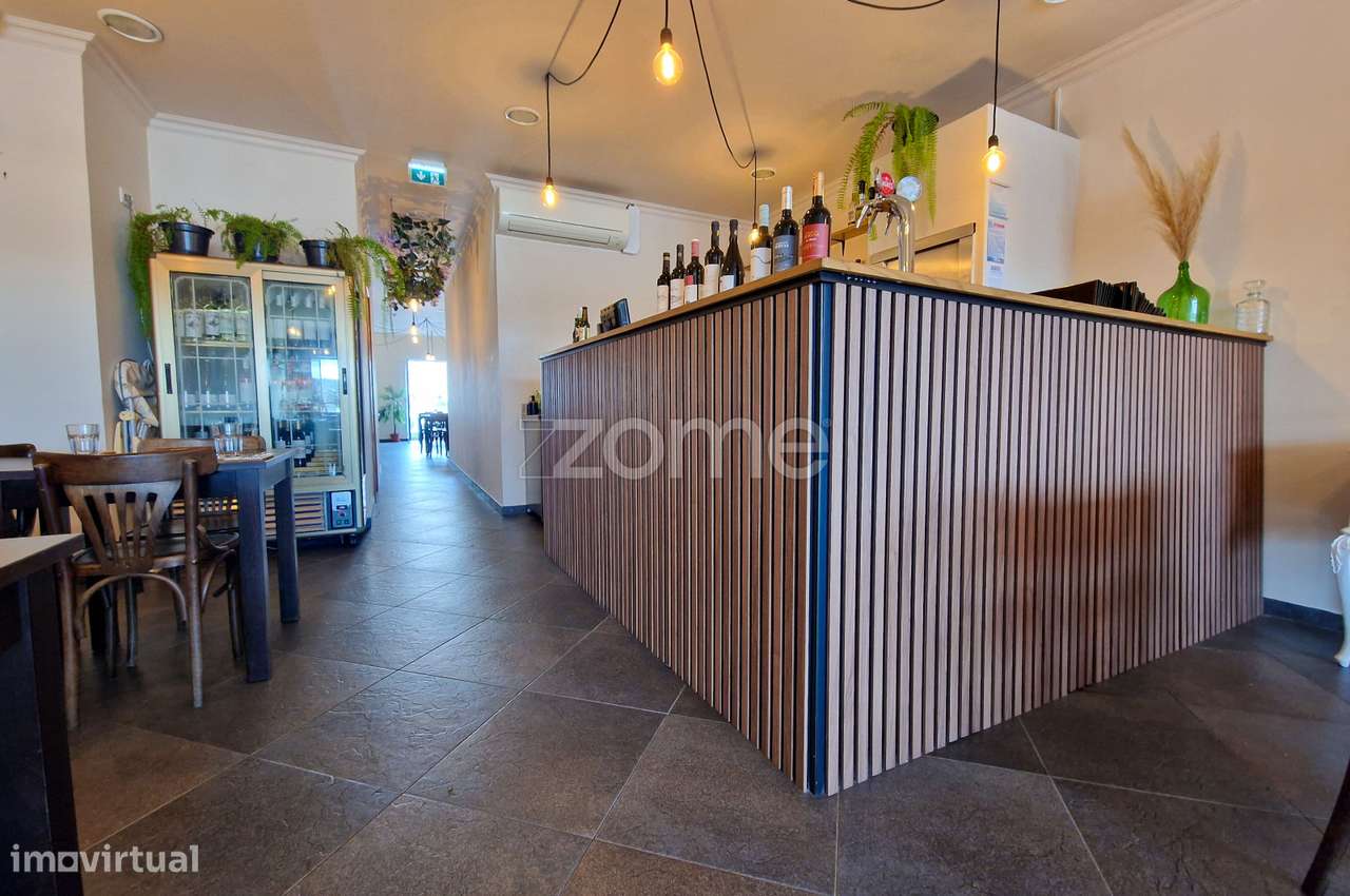 Restaurante Equipado no Centro de Ponta Delgada – Investimento-10
