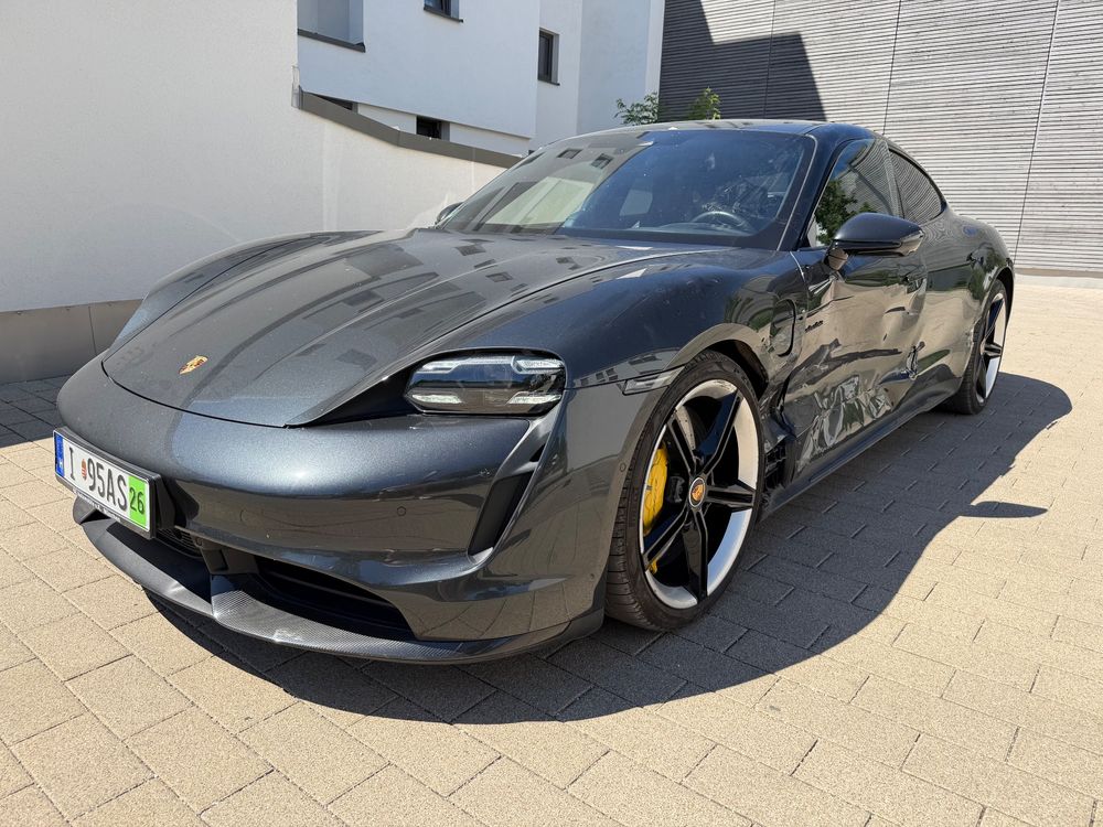 Porsche Taycan Turbo S 2020
