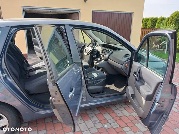 Renault Scenic - 5