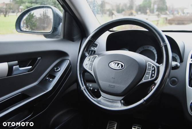 Kia Pro_cee'd 1.6 Crdi Comfort + - 10