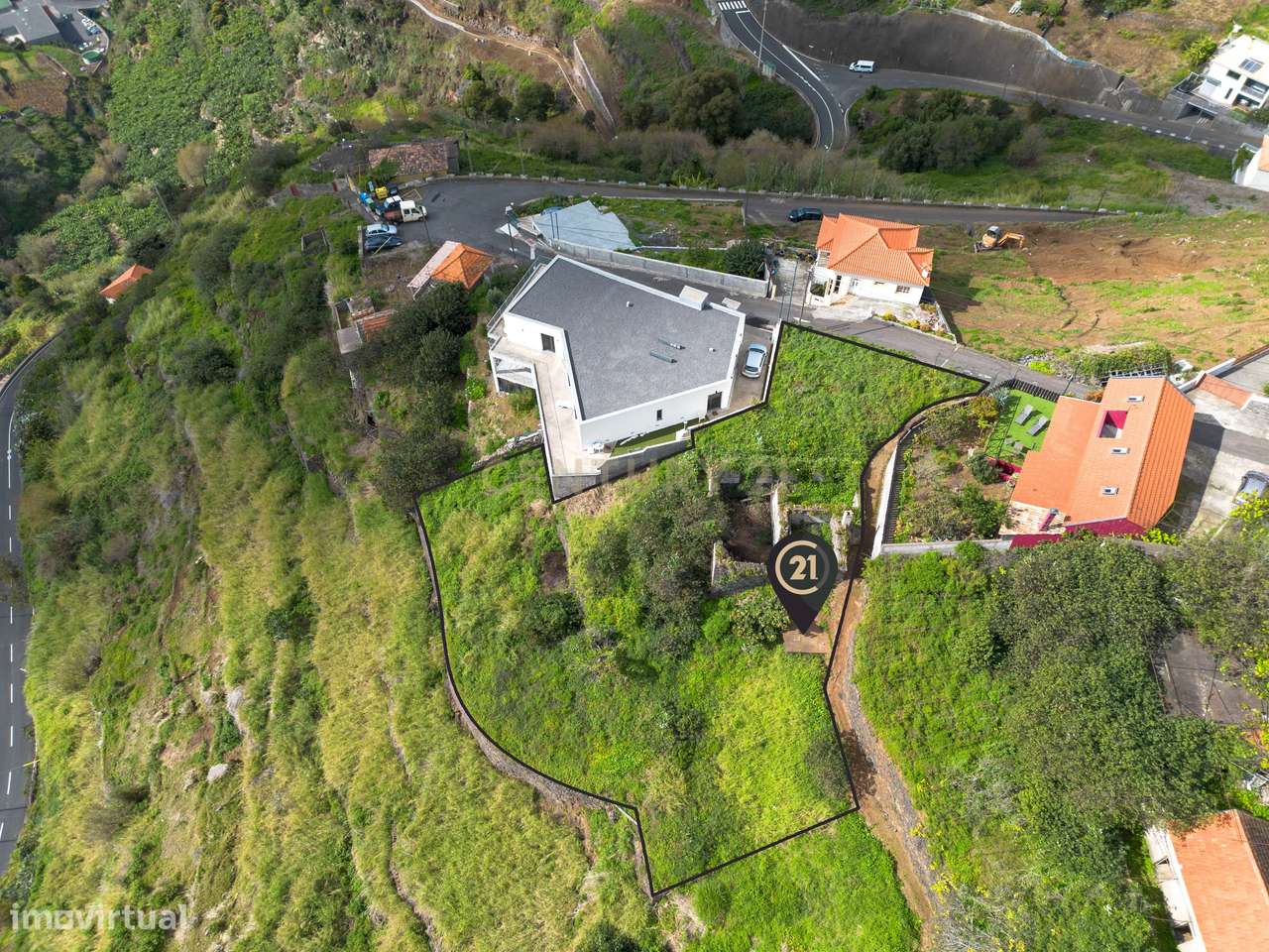 Terreno com Vista Mar em Zona Privilegiada - Calheta - Grande imagem: 4/16