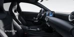 Mercedes-Benz CLA 200 AMG Line 7G-DCT - 7